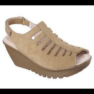 Skechers Tan Parallel Trapezoid Wedges